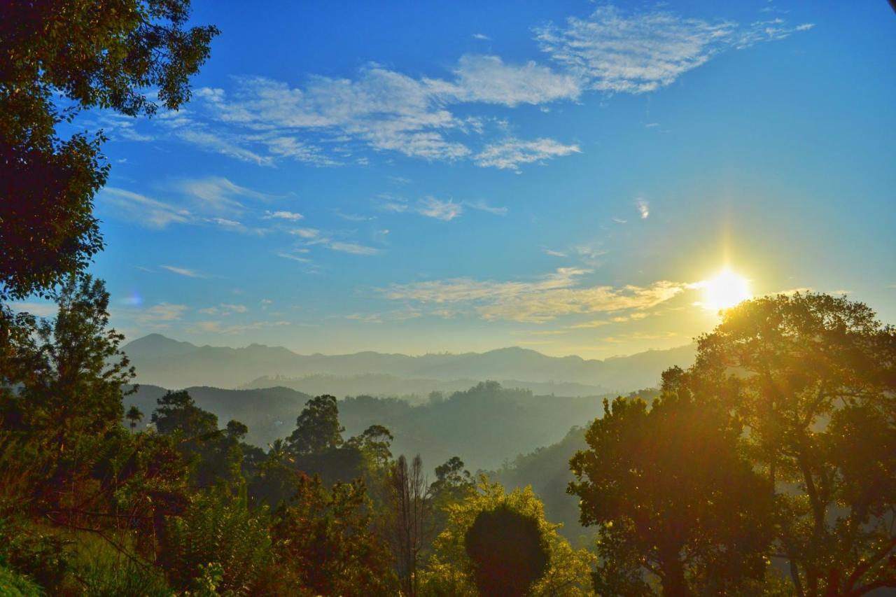 Rainbow Sky Cottage Ella Bagian luar foto